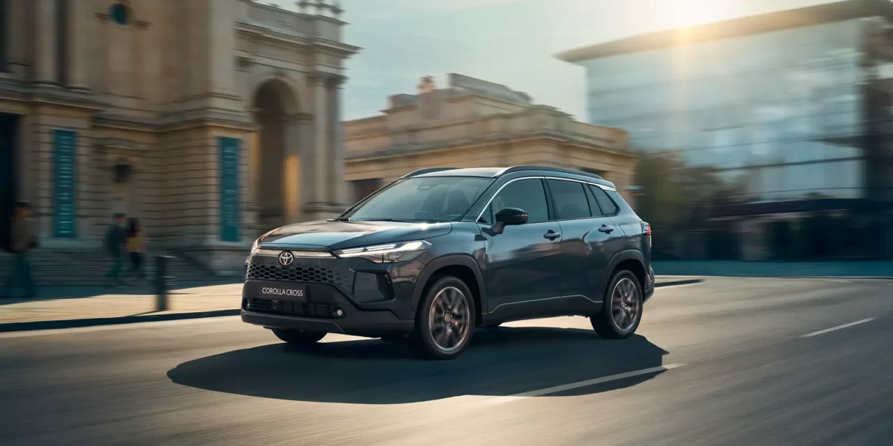 Toyota C-HR vs Toyota Corolla Cross: ποιο από τα δύο να διαλέξεις;