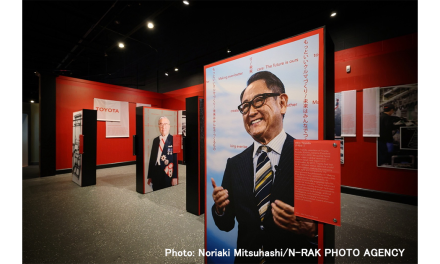 Toyota: Ο Akio Toyoda στο Automotive Hall of Fame — 70 χρόνια σχέσης με ΗΠΑ