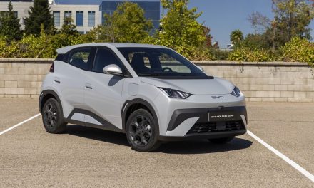 BYD Dolphin Surf: τρεις εκδόσεις, έως 322 km WLTP και νέος εξοπλισμός