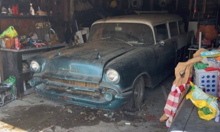 Chevrolet Bel Air 1957: Πλύθηκε και αποκαλύφθηκε μετά από 30 χρόνια